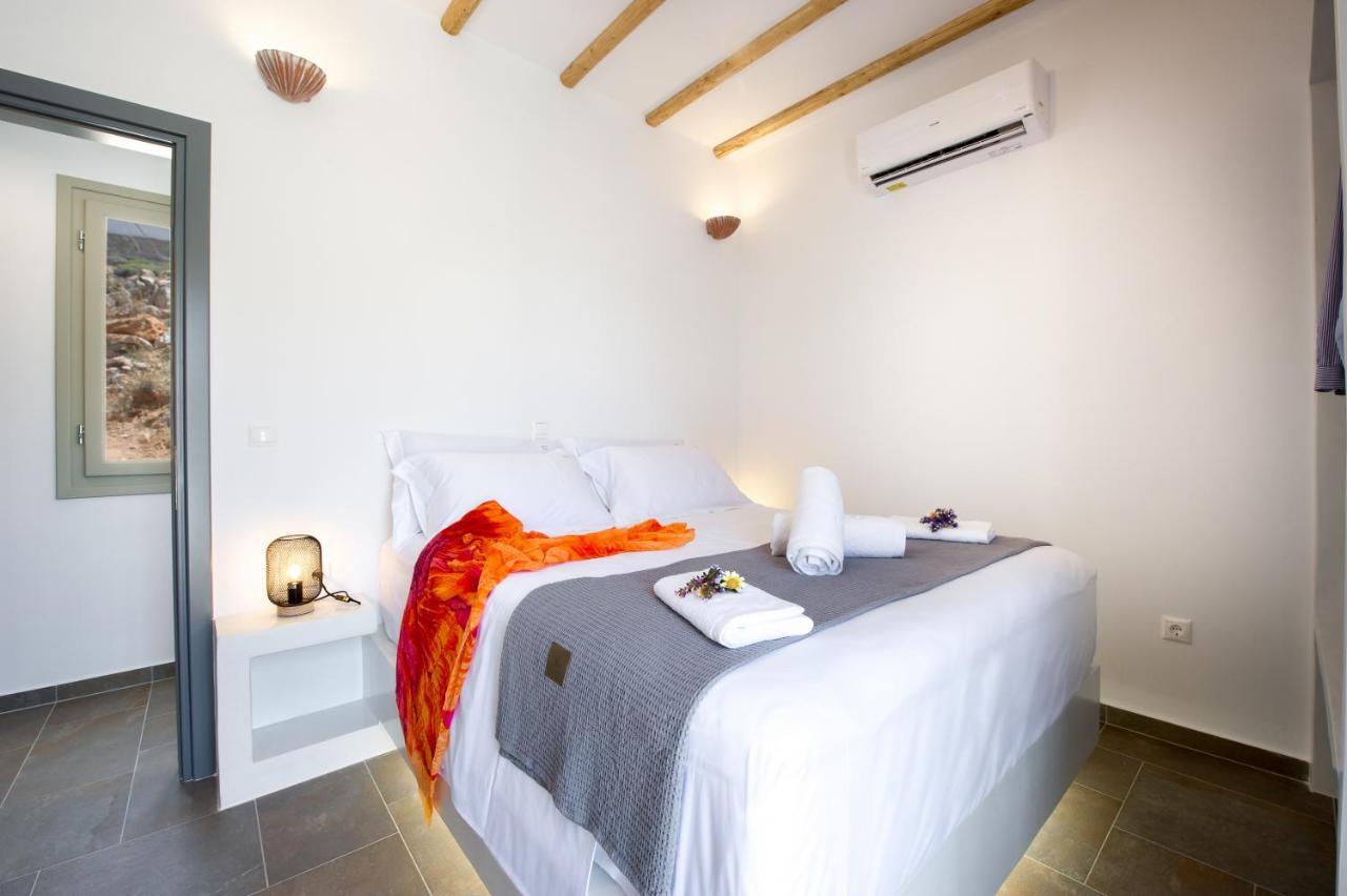 Droufakos' Home, Lux Seafront Apartment W. View Cherronisos  Ngoại thất bức ảnh